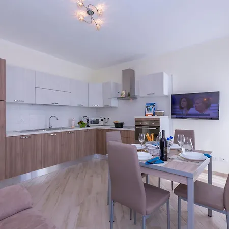 Serena 1 Amazing Sea View - Happy דירה אלסיו